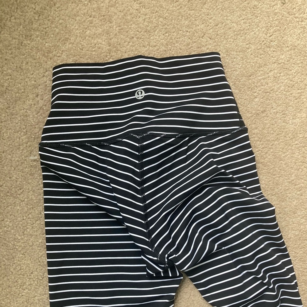 Lululemon Black and White Striped Leggings Size 2